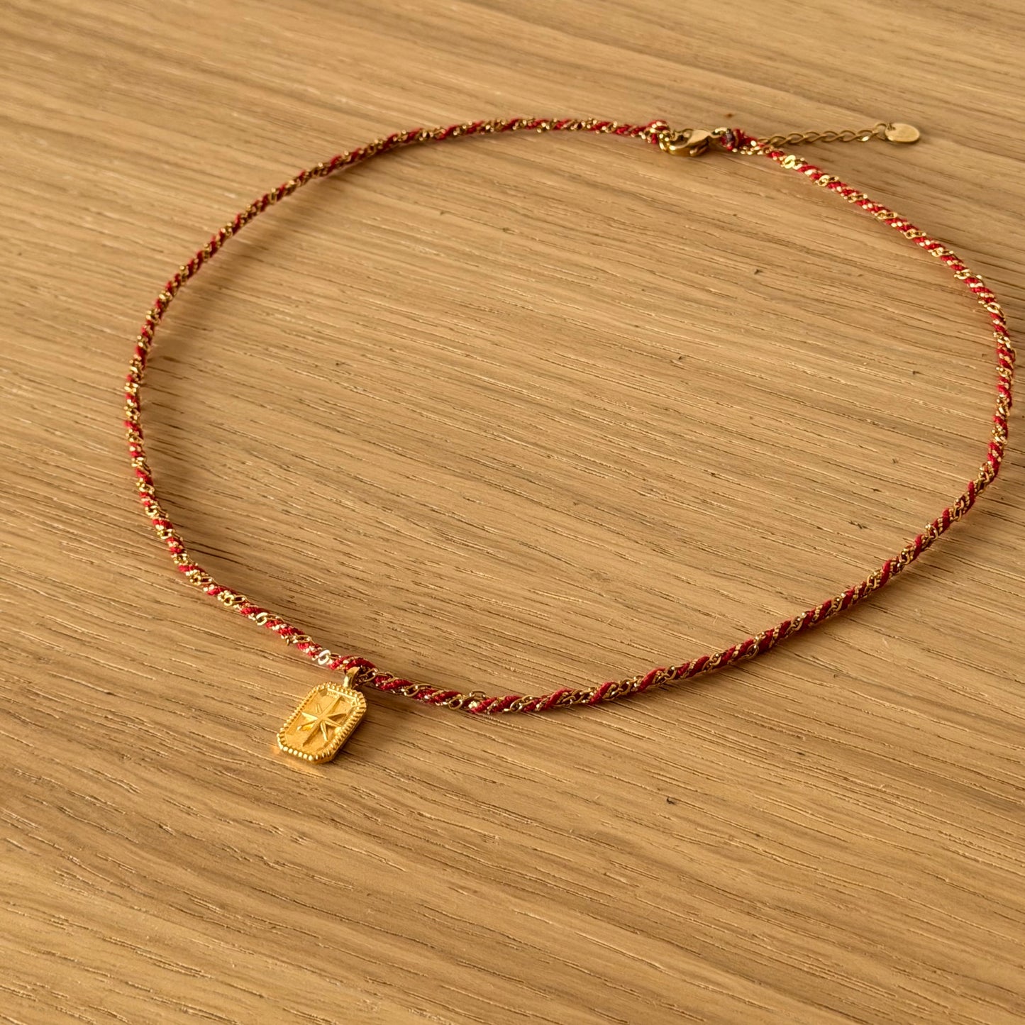 Collier torsadée, chaîne et cordon ✨