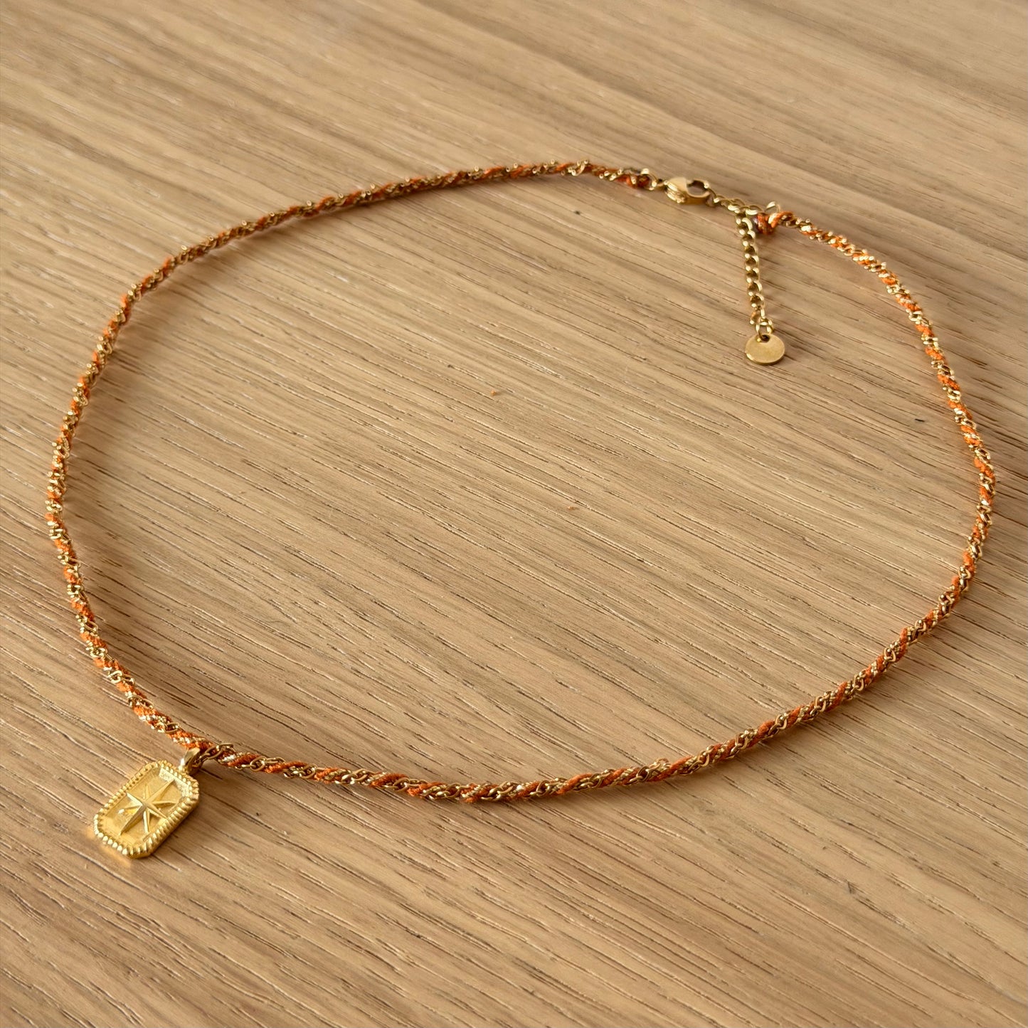 Collier torsadée, chaîne et cordon ✨