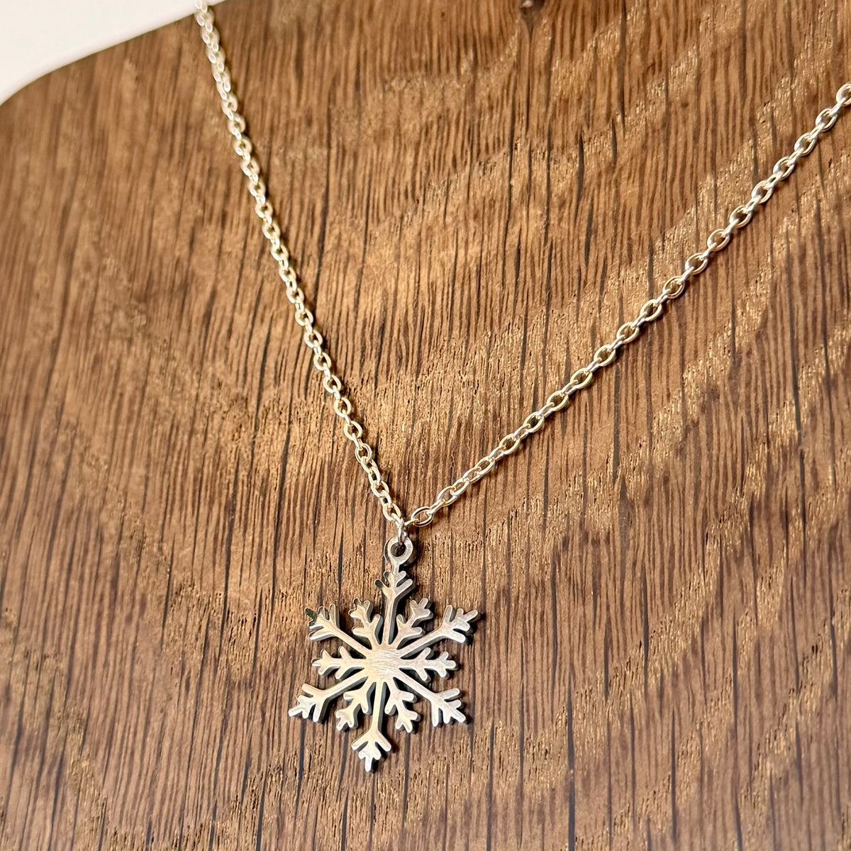 ❄️ Collier Flocon de Neige – Acier Inox