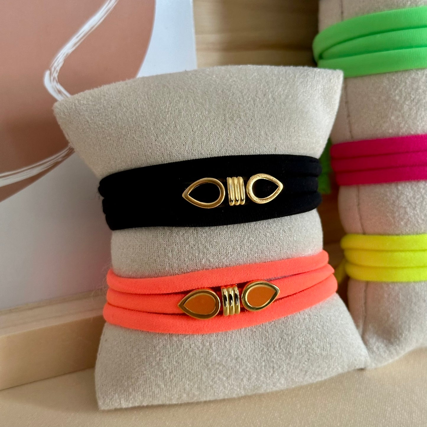 Bracelet Élastique 3 Tours – Noir ou Orange Fluo