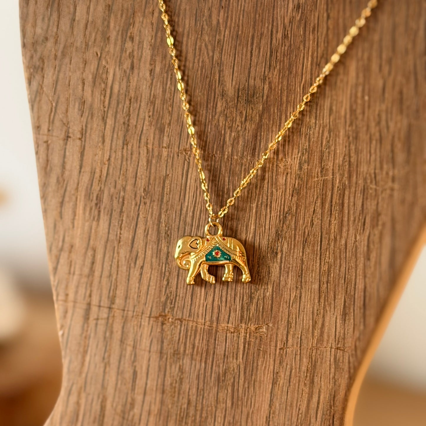 Collier Élégance Éléphant – Acier inox