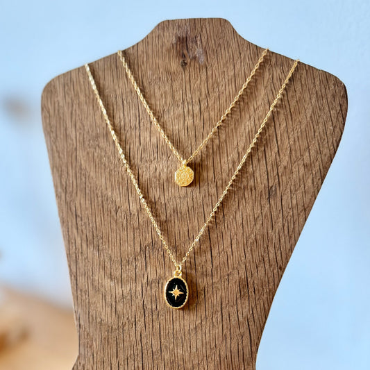 Collier Médaillon Doré – Acier inoxydable
